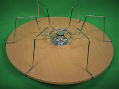 Kansioteline pyörivällä pöytätasolla