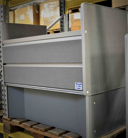 Esittelypöytä/ alakaappi vetolaatikoilla