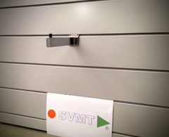 Suora ESITTELYKANNATIN paneeliin 300mm, kromattu